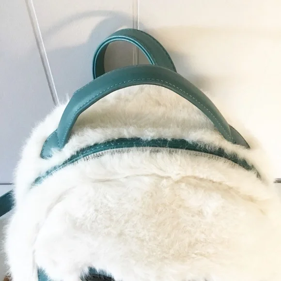 Star Wars Celebration Chicago 2019 Loungefly Wampa Mini Backpack Empire - Picture 3 of 4